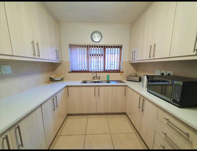 4 BEDROOM HOUSE FOR SALE IN VASCO ESTATE